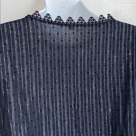 🌸 Black Blouse with Silver Stripes-M - Picture 5 of 7